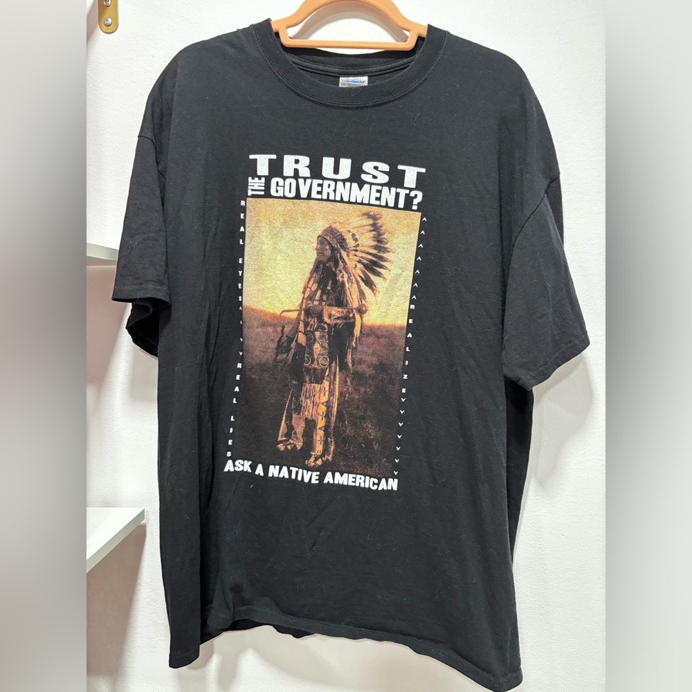 Gildan ultra cotton black Tshirt with character on front and slogan